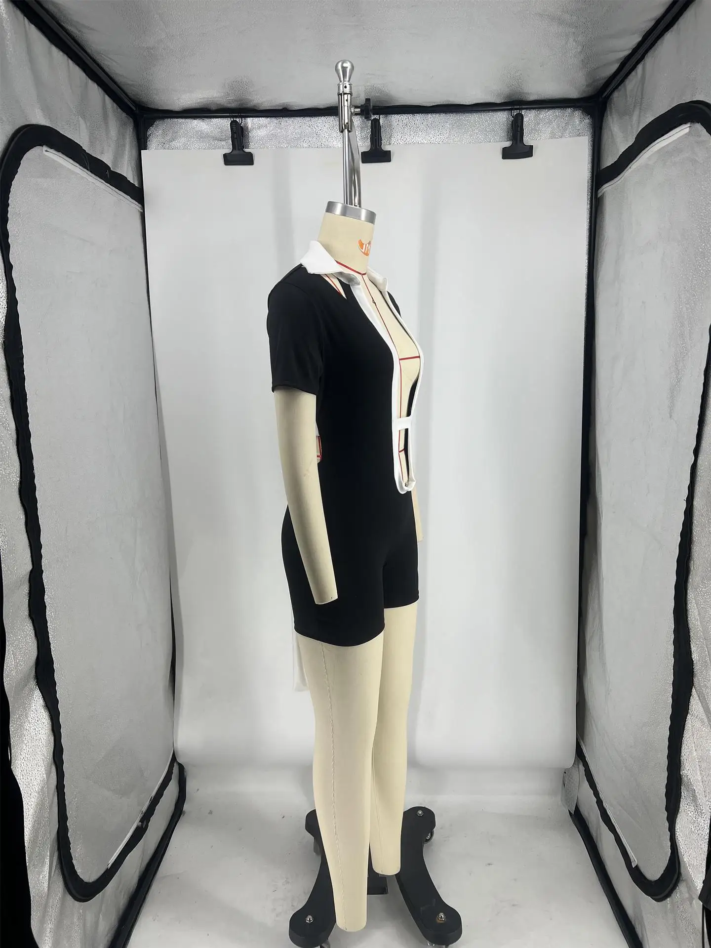 2024 Spring and summer new fashionable contrasting collar tight fitting casual shorts for women