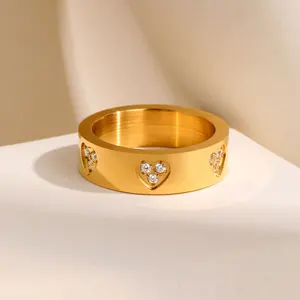 Fashion Jewelry Stainless Steel Gold Plated Rings High Polish Smooth Surface Chunky Thick Sparkling Heart Zircon Rings