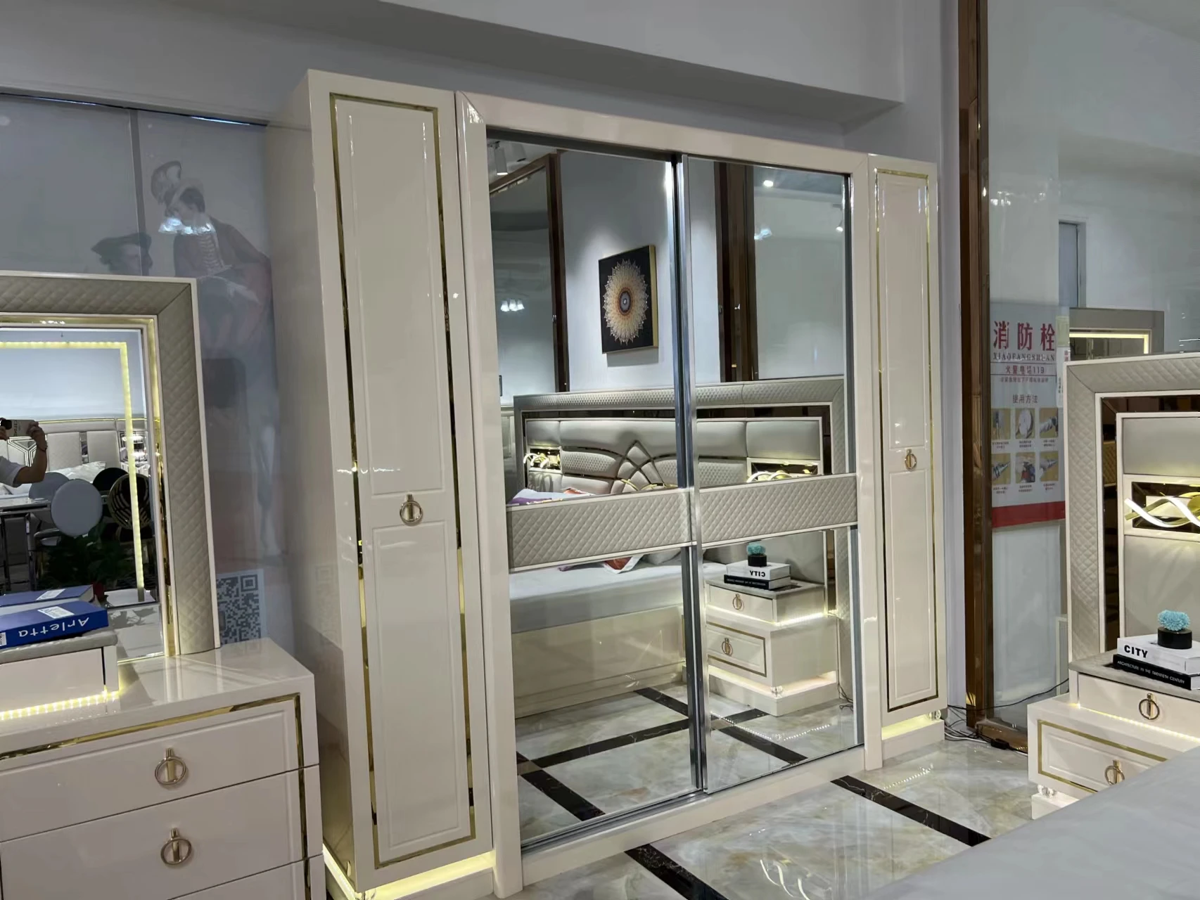 Italian Style Home Luxury Executive Low Price Bedroom Furniture Bed