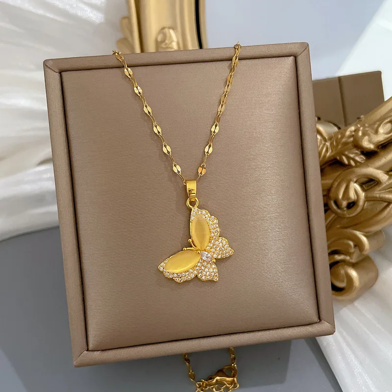 18K Gold Butterfly Pendant - Elegant Stainless Steel Necklace