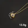 Chaîne dorée de 15 mm de diamètre intérieur et surface convexe.