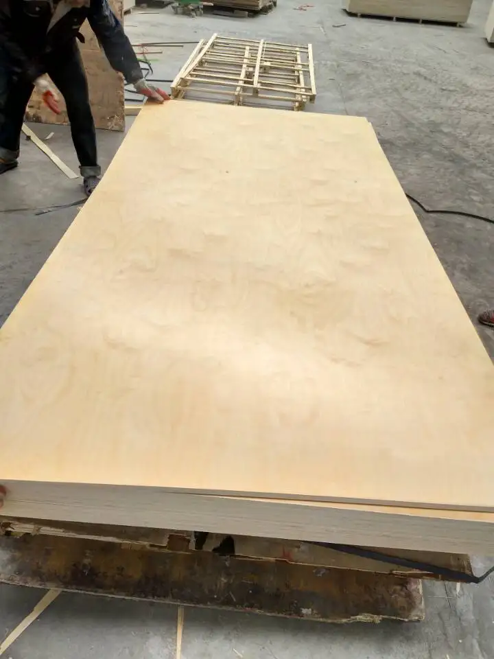 Wholesale Price 4x8 Birch Plywood 18mm Commercial Wood Plywood Baltic Birch Plywood For