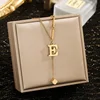 Collier lettre E