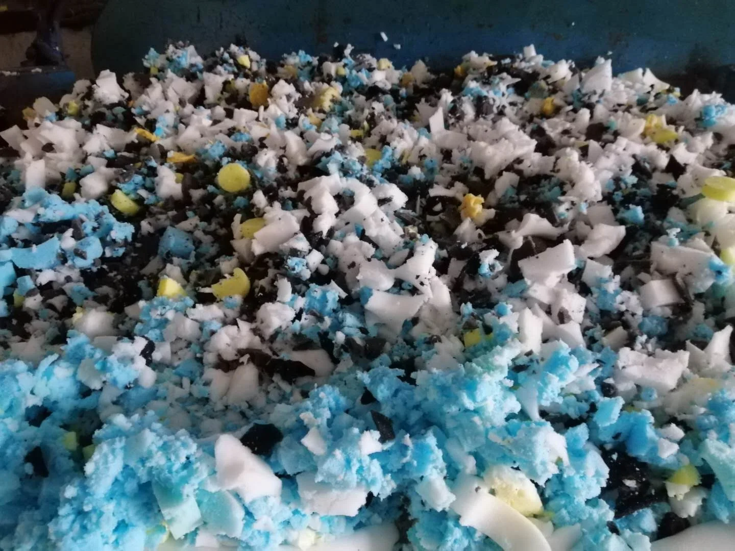 Foam Clips Polyurethane Foam Scrap Sponge Shredded Memory Scrap Foam