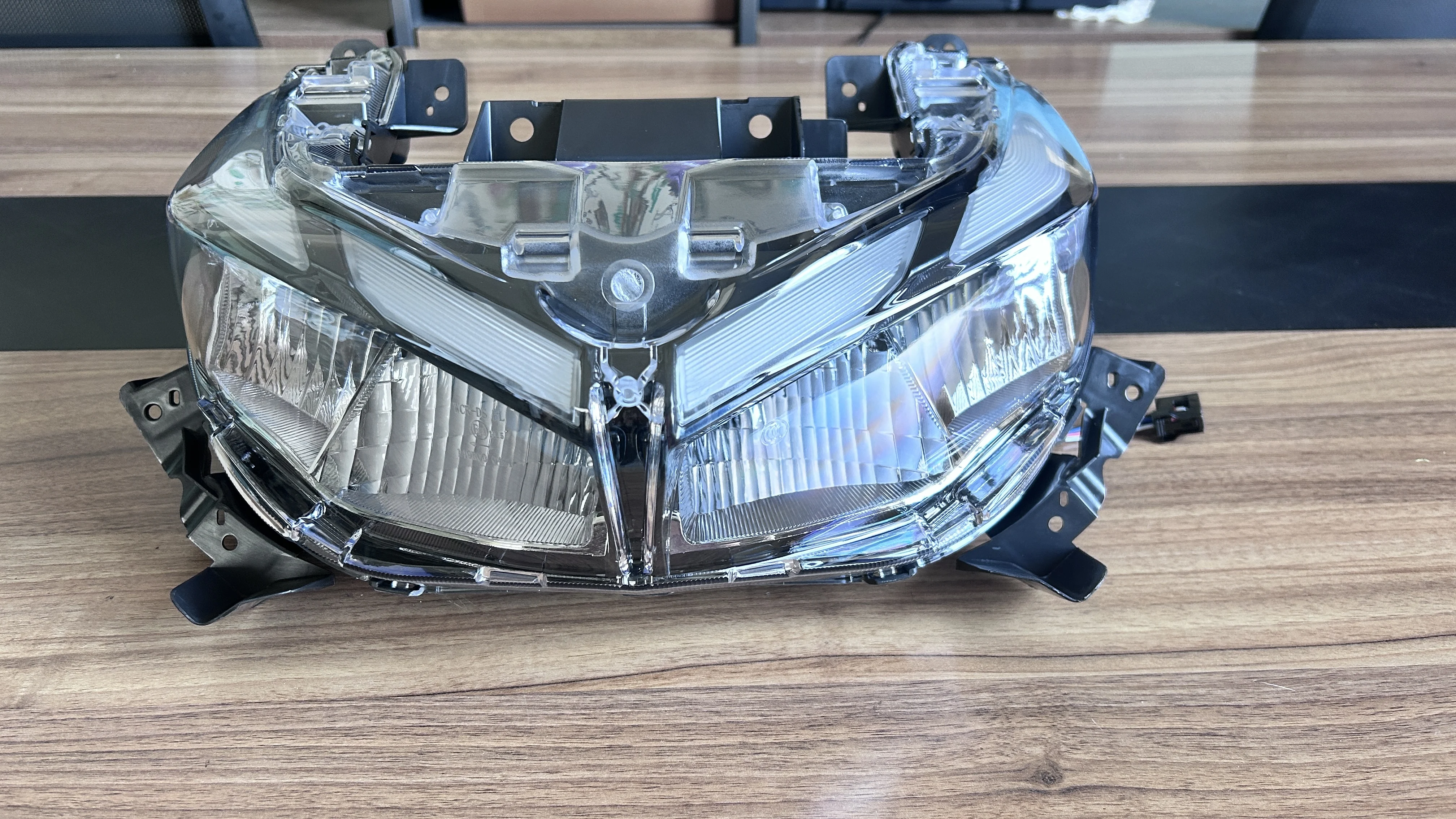 雅马哈AEROX 155 L155 NVX 2021摩托车头灯| Alibaba.com