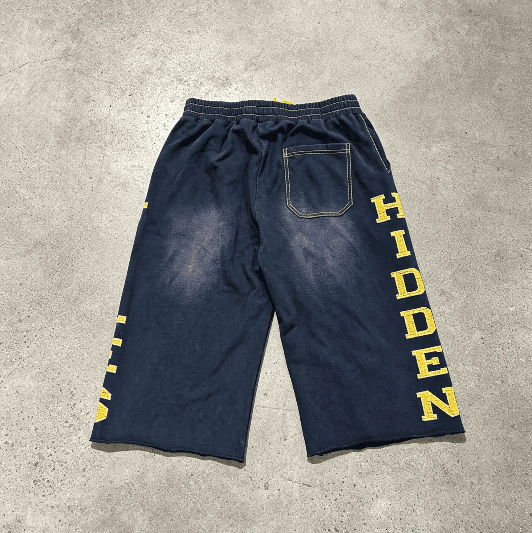 Custom Pure 100% Cotton Printing logo Distressed Vintage Acid Wash Knee Length Baggy Sweat Shorts for Men gallery 2