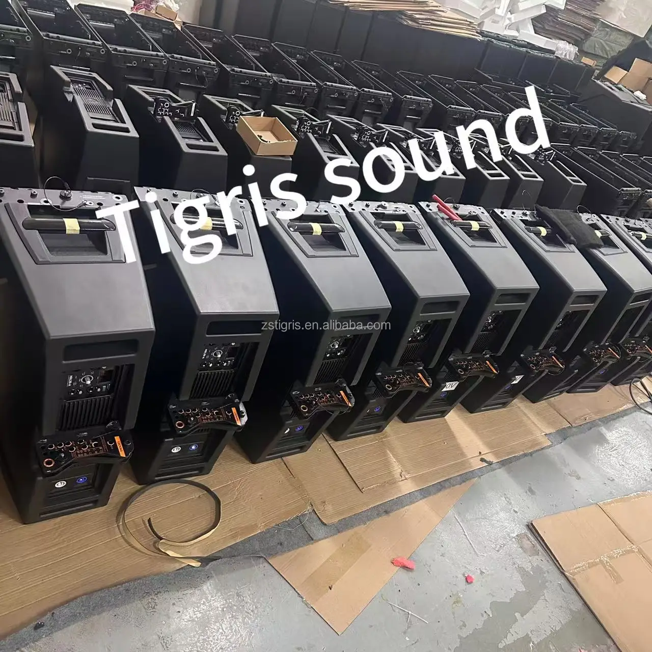 Audio Amplifier Mould for HDL 30-A Line Array Speakers  Rcf Line Array Speaker High Power DSP Audio Amplifier