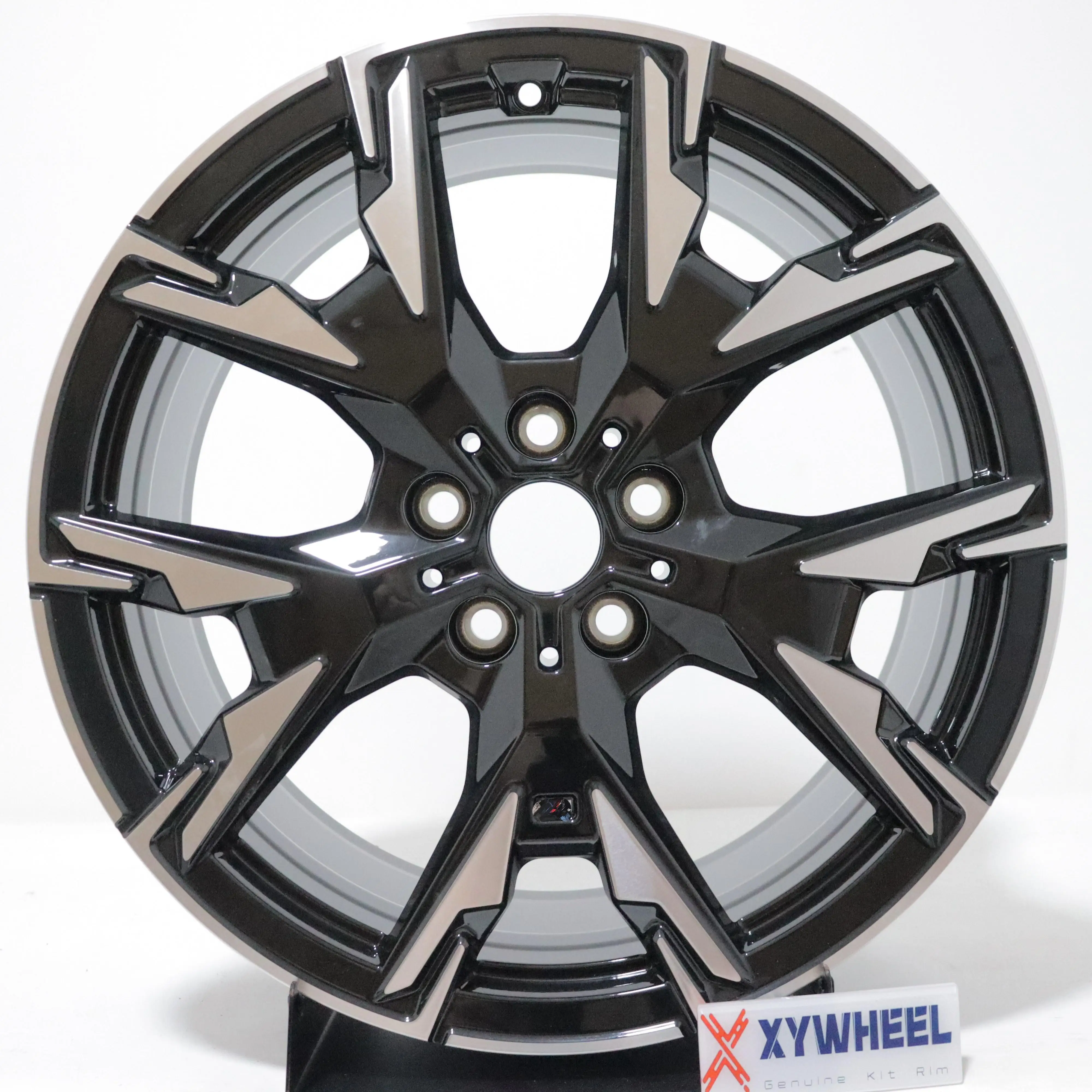 E*6様 美品　8Jx19 +29 +27 pcd112 4本 MTX BMW 1 Series 976M Five Spoke Alloy 8Jx19/Et53/PCD5*112/CB66.6 5A45267