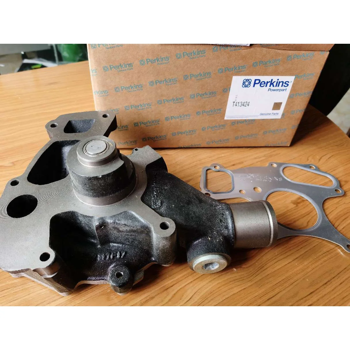 Original E324e E329e Excavator Water Pump 380-1658 380-1659 C4.4 C7.1 Water  Pump 3801658 3801659 T413424 - Buy 3801658,3801659,C7.1 Water Pump Product  on Alibaba.com