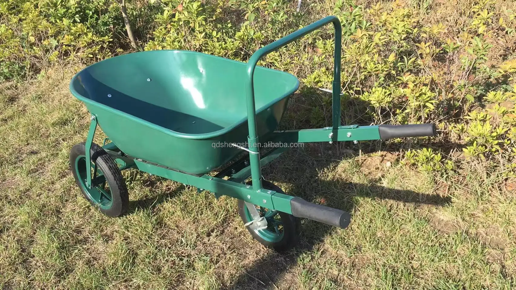 Three Wheels Wheelbarrow Contractor Wheel Barrow Heavy Duty Garden