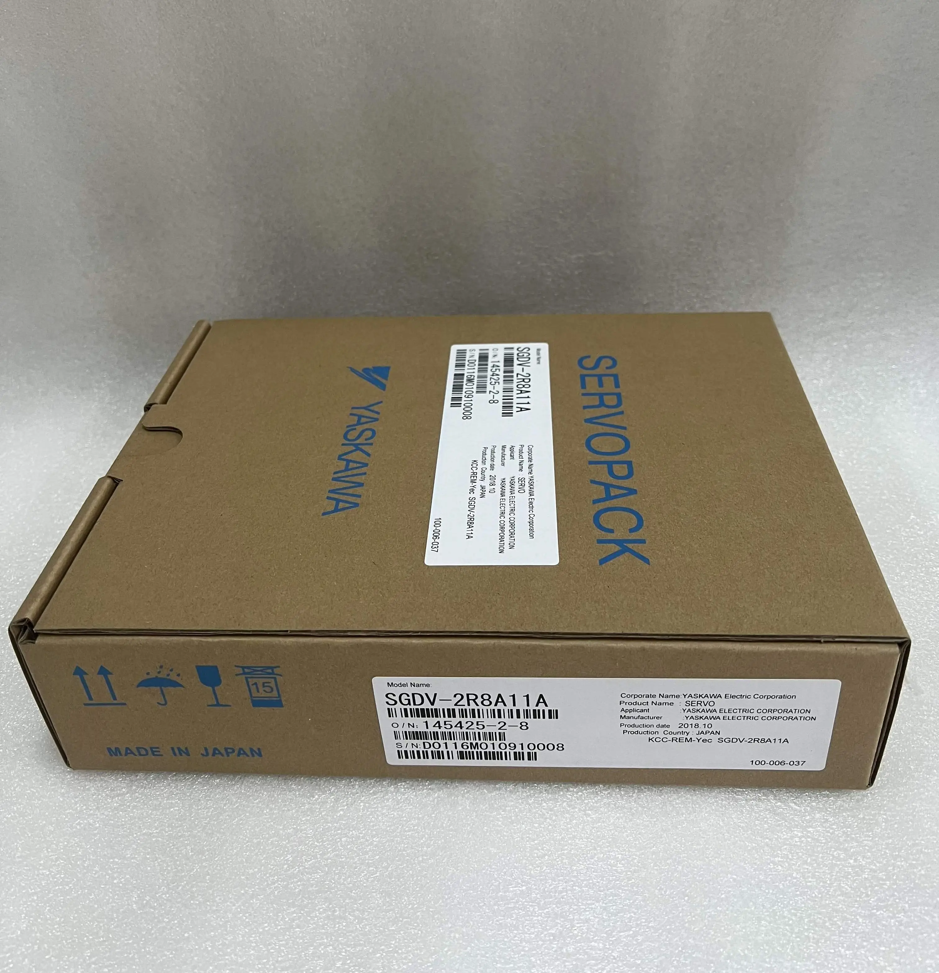 Yaskawa Servopack Servo Drive SGDV-2R8A11A