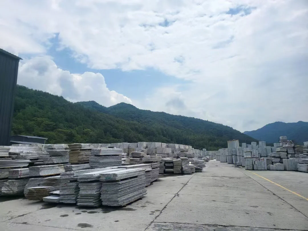 Cheap Price White Granite Floor Tile Per Square Foot Polished White