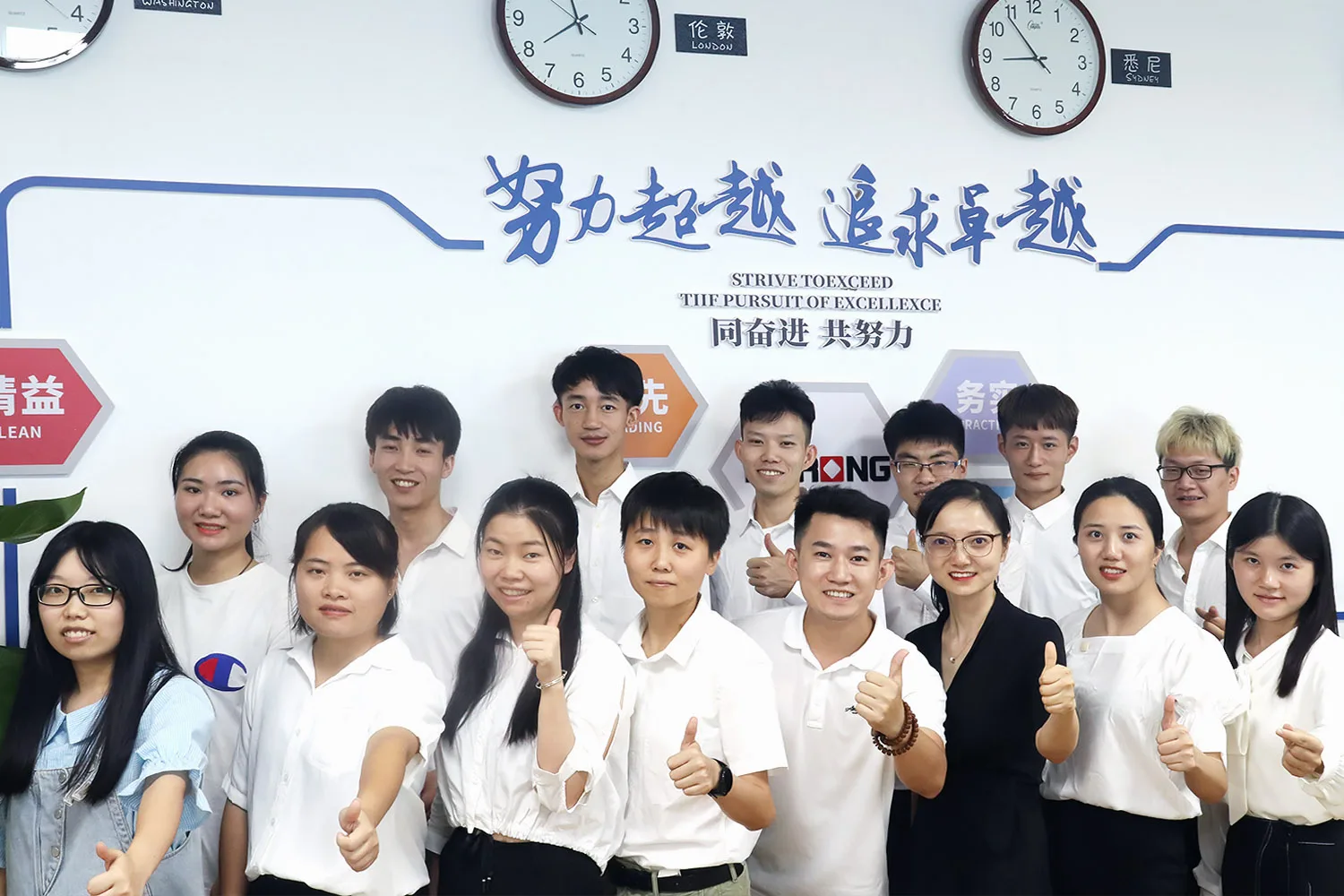 Outdoor Smart Lock Box Safety Wall Mount Hang Car Window Lock Box For