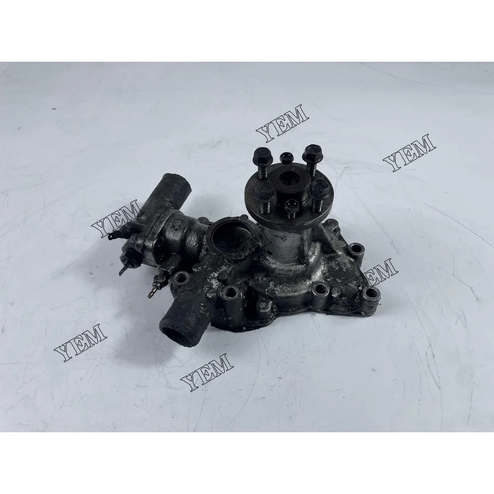 4LB1 Water Pump for Isuzu China Engine Parts Supplier