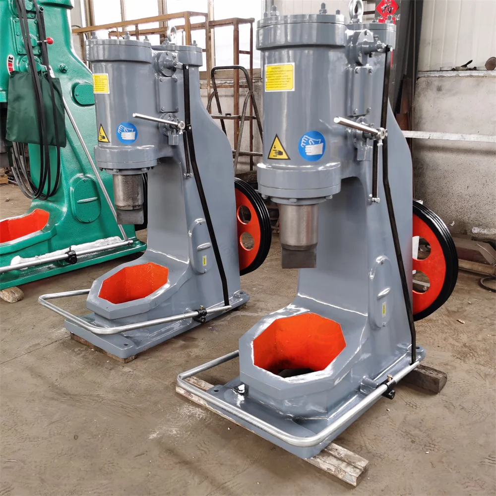 При изготовлении разделительного типа ковки воздуха молотки C41 40 кг чей вес составляете до 75 Пневматический ковочный мощность Молот