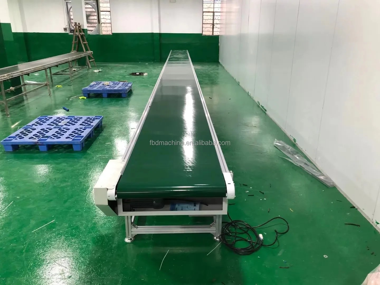 FBD Small Incline Conveyor Belt Injection Molding Machine Easy to Clean ...