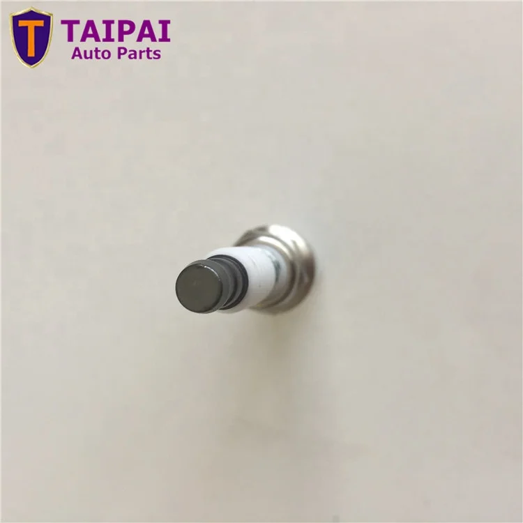 High Quality Advanced Technology Spark Plug for TOYOTA AVENSIS NISSAN SC16HR11 IXEH20TT 1502