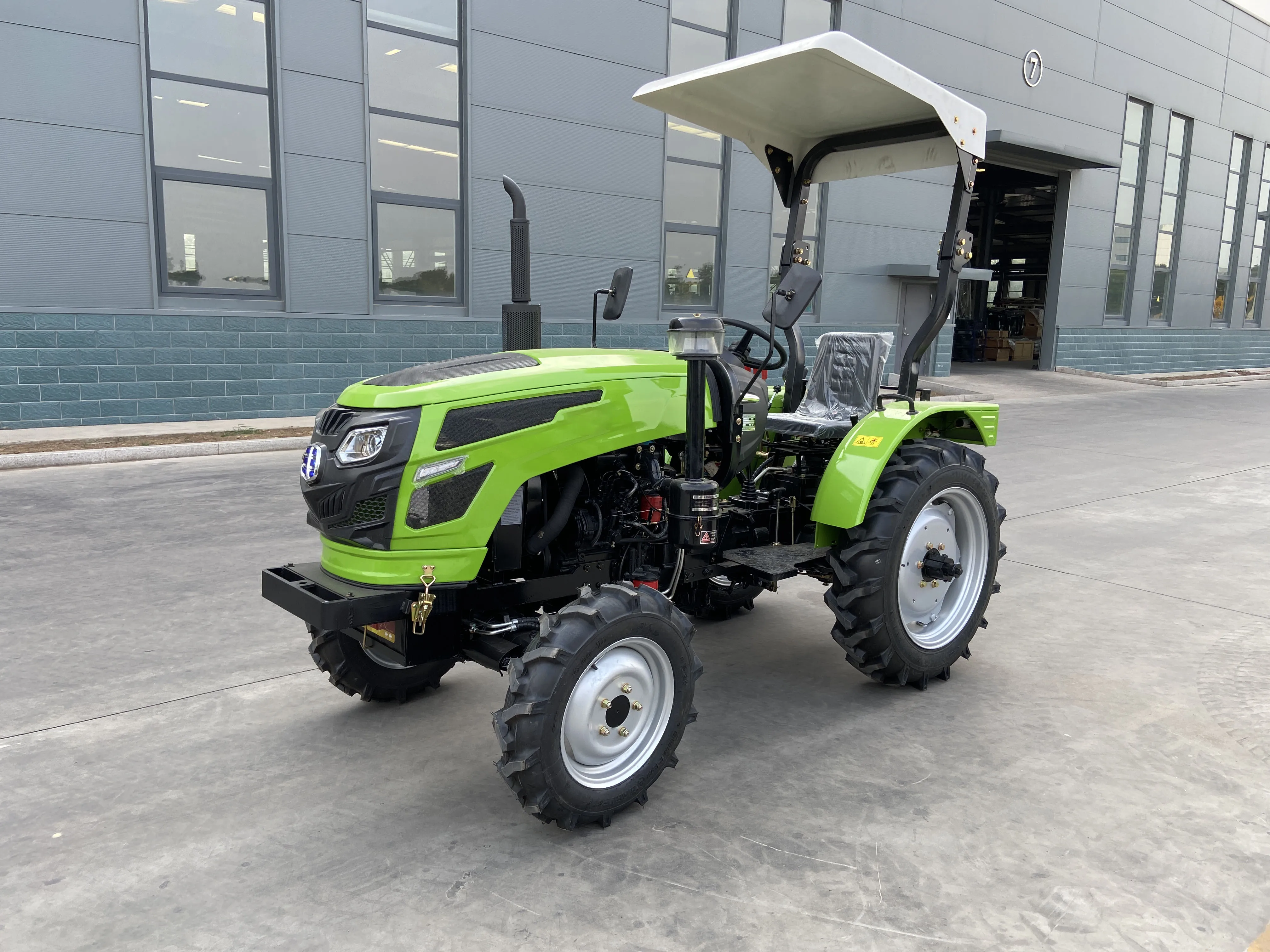 50HP Tractor SD504 Agriculture Tractor with High Operating Efficiency