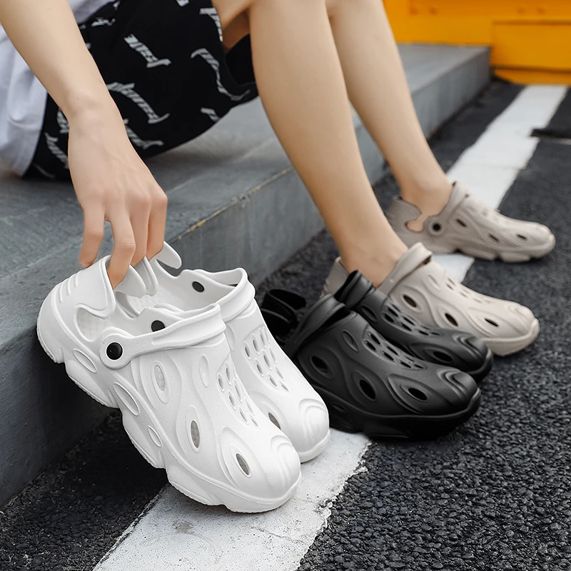 2021 New Breathable Men Sandals Summer 