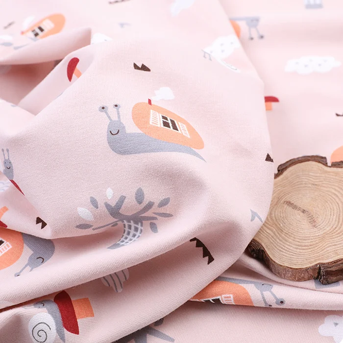 Двусторонняя трикотажная ткань 40S из хлопка и спандекса с мультяшным принтом для футболок нижнего белья