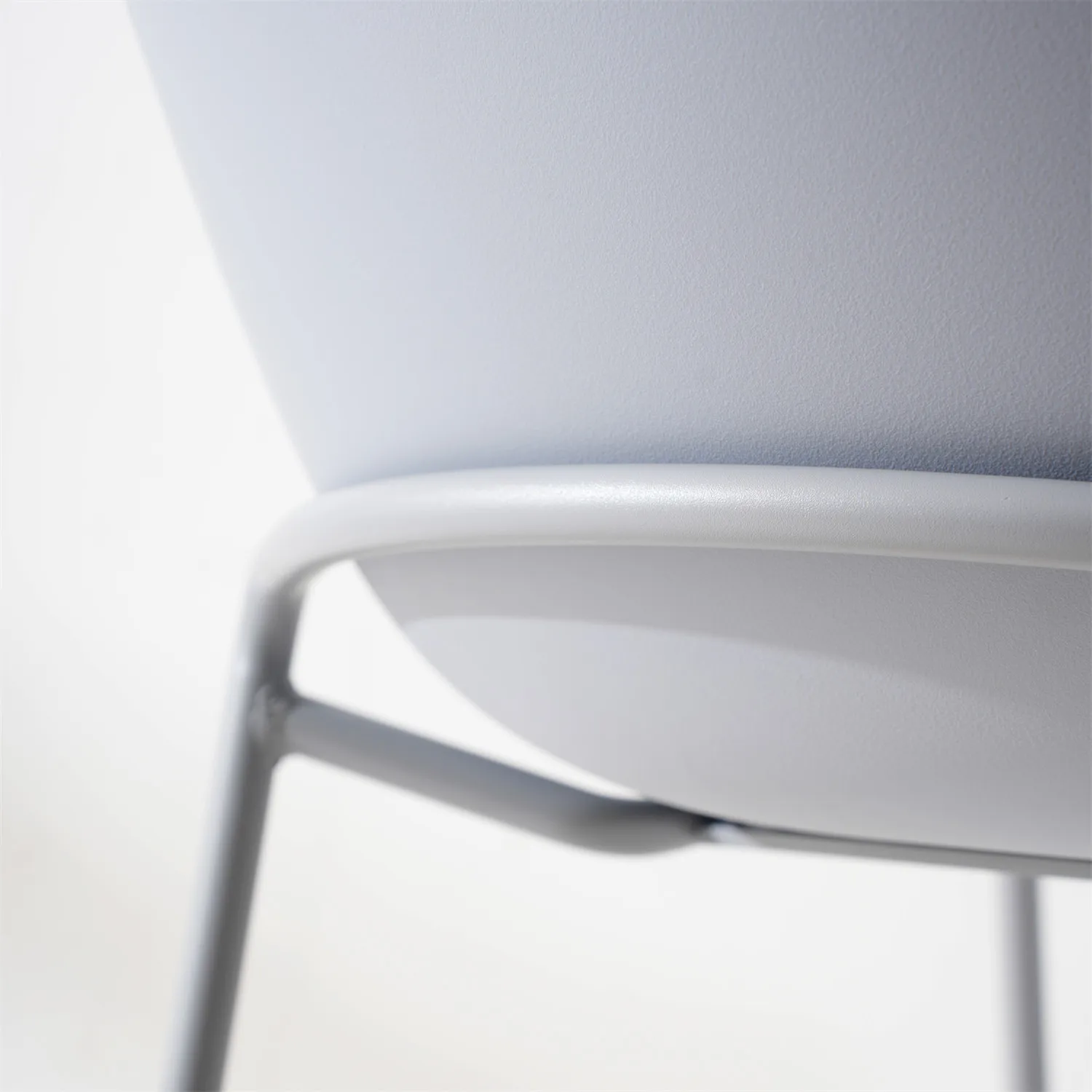 Modern Nordic Colorful Simple Creative Design Metal Leg Armless Yellow Green Color Dining Office Chairs for Restaurant