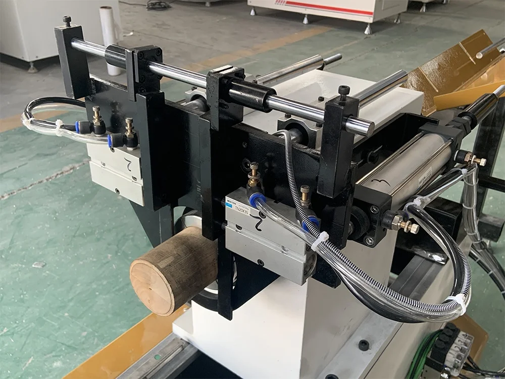 WS-L70 Auto Feeding Woodworking CNC Turning Lathe Machine for Small Wooden Knob Making Equipped Motor Gear Engine Core