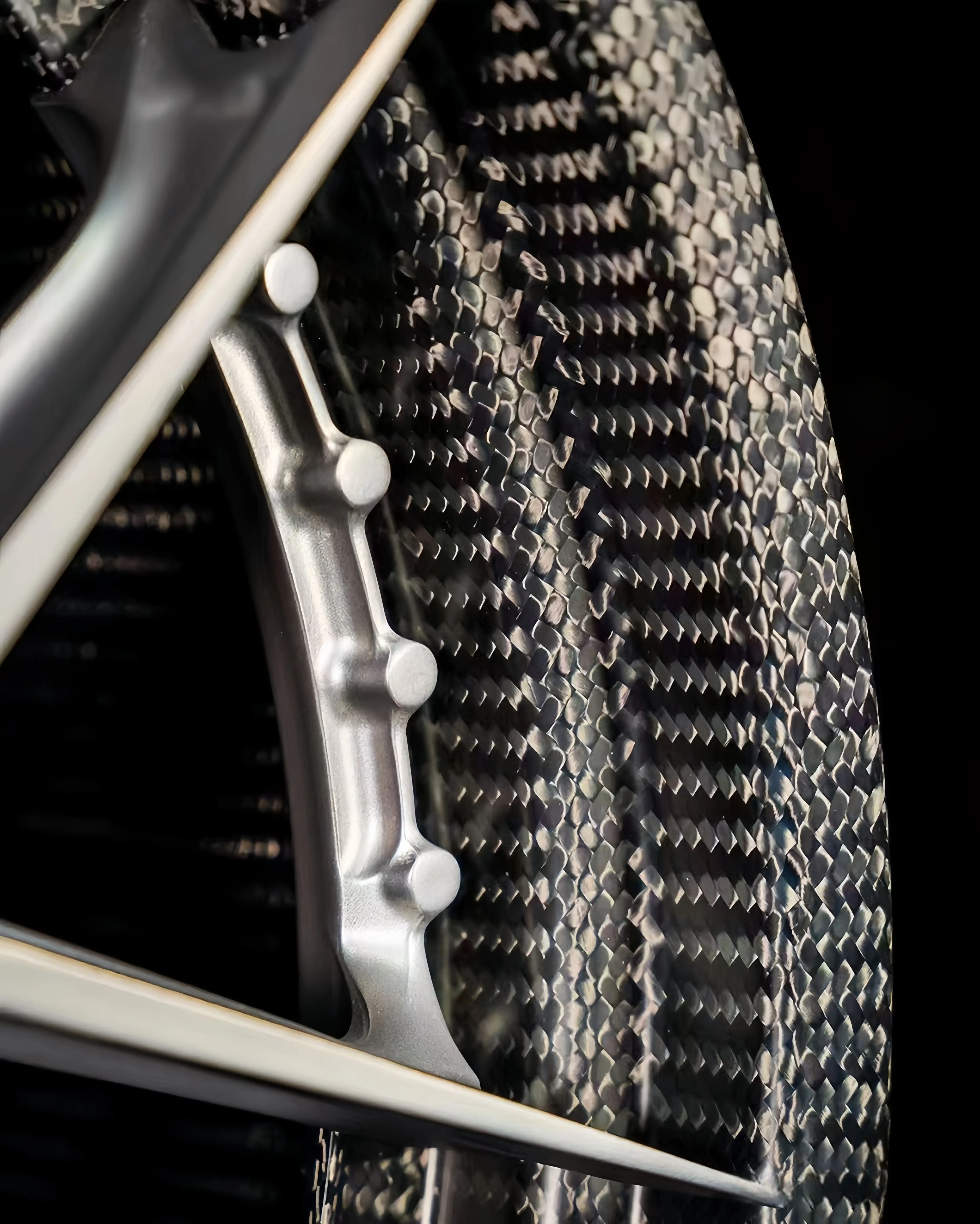 XINLAI HOT Sale Carbon Fiber Customization 5x120 5x112 5x114.3 18 - 24inch 2-piece Forged Wheels for Lamborghini Ferrari - Image 6