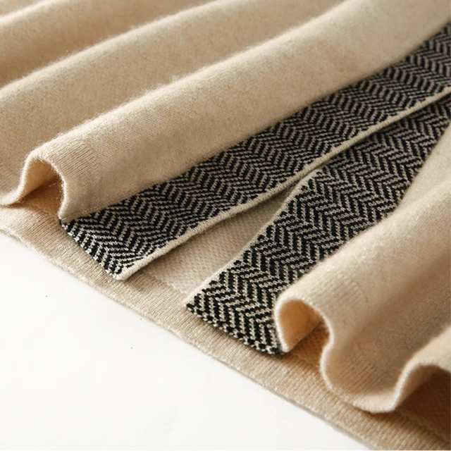 Women's Elegant V-neck Cashmere Dress Fashion Style Color Contrast Office Dress Casual Loose Long Cashmerte Wool Dress