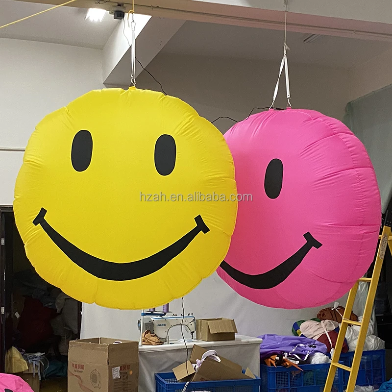 5ft Big Smile Inflatable Lighting for Night Club Ceiling Decoration Advertising Inflatables
