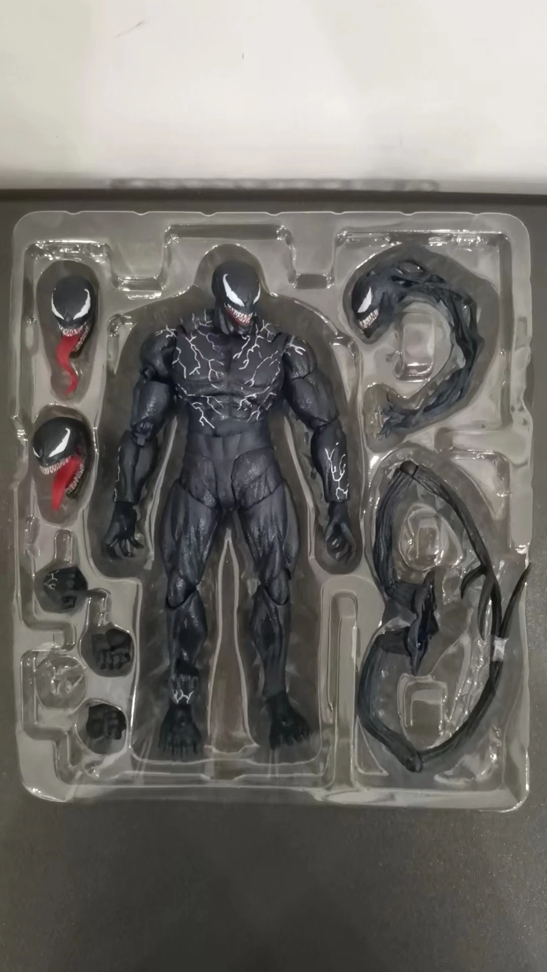 1990年代初期 スパイダーマン＆ヴェノムヴィンテージ フィギュア（2体セット） 1990年代初期 スパイダーマン＆ヴェノムヴィンテージ フィギュア
