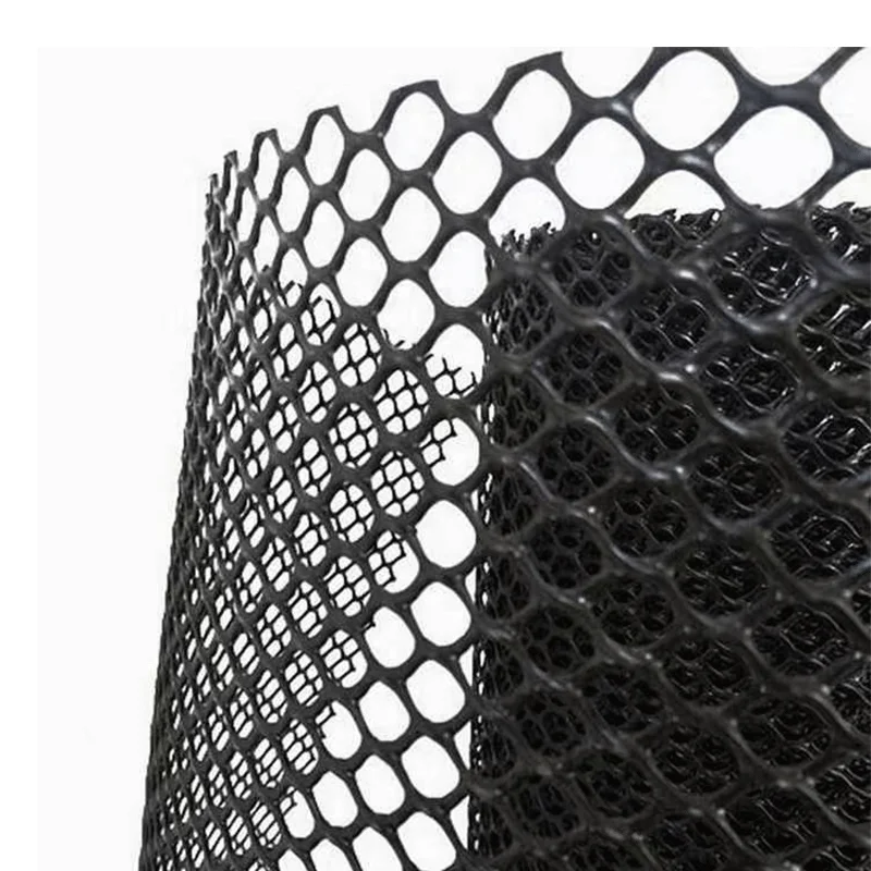 Plastic Chicken Wire Mesh Hexagonal Plastic Poultry Netting Extruded Plastic Chicken Wire Fence PVC Coated for Saling