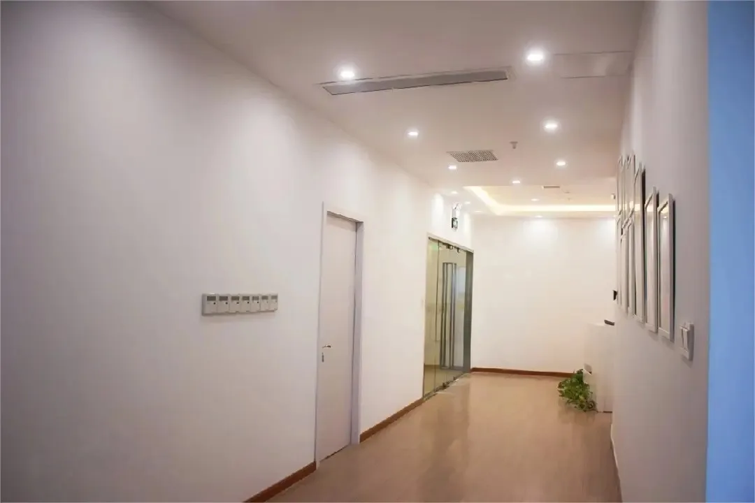 Zhengzhou Guanruo Intelligent Technology Co., Ltd. 1
