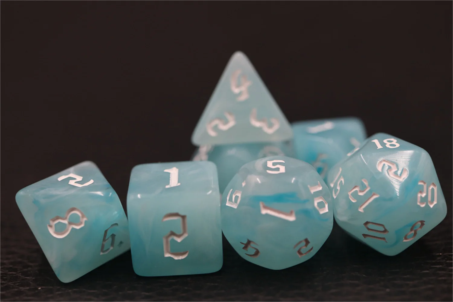 Custom Printed Acrylic D4 D6 D8 D10 D12 D20 DND Polyhedral RPG Engraved Dice-for Wholesales and DND Games details