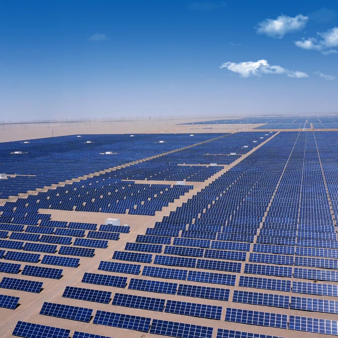 Hybrid Off-Grid Solar System 50KW 100KW 200KW Capacity Monocrystalline Silicon MPPT Lithium Ion Great for Commercial Use