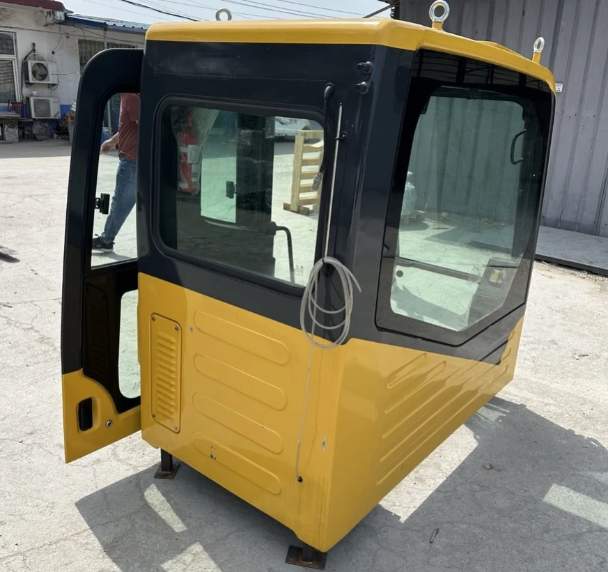 Excavator Cab Parts Glass XB00005488 for Hitachi ZX130-5A