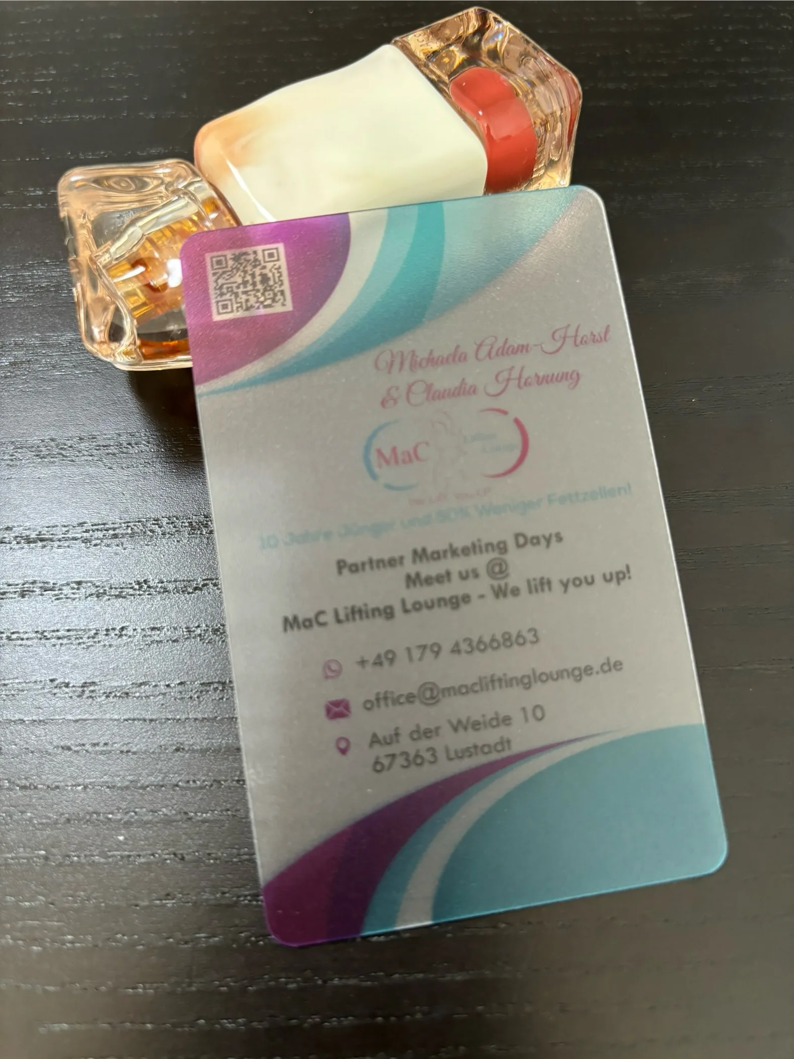 Custom Clear Transparent PVC Plastic Membership Business Card ISO 7810 Standard Size Nice Offset Printing Magnetic Card