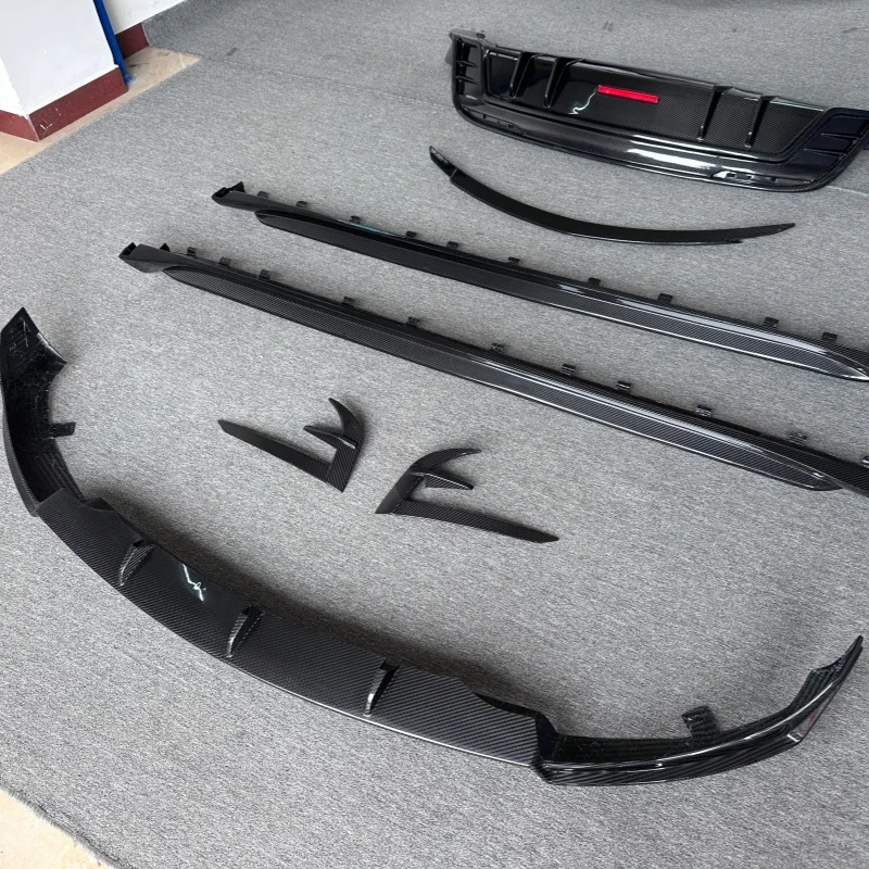 Kit de Carroceria Pequeno para Tesla Model Y foto 2