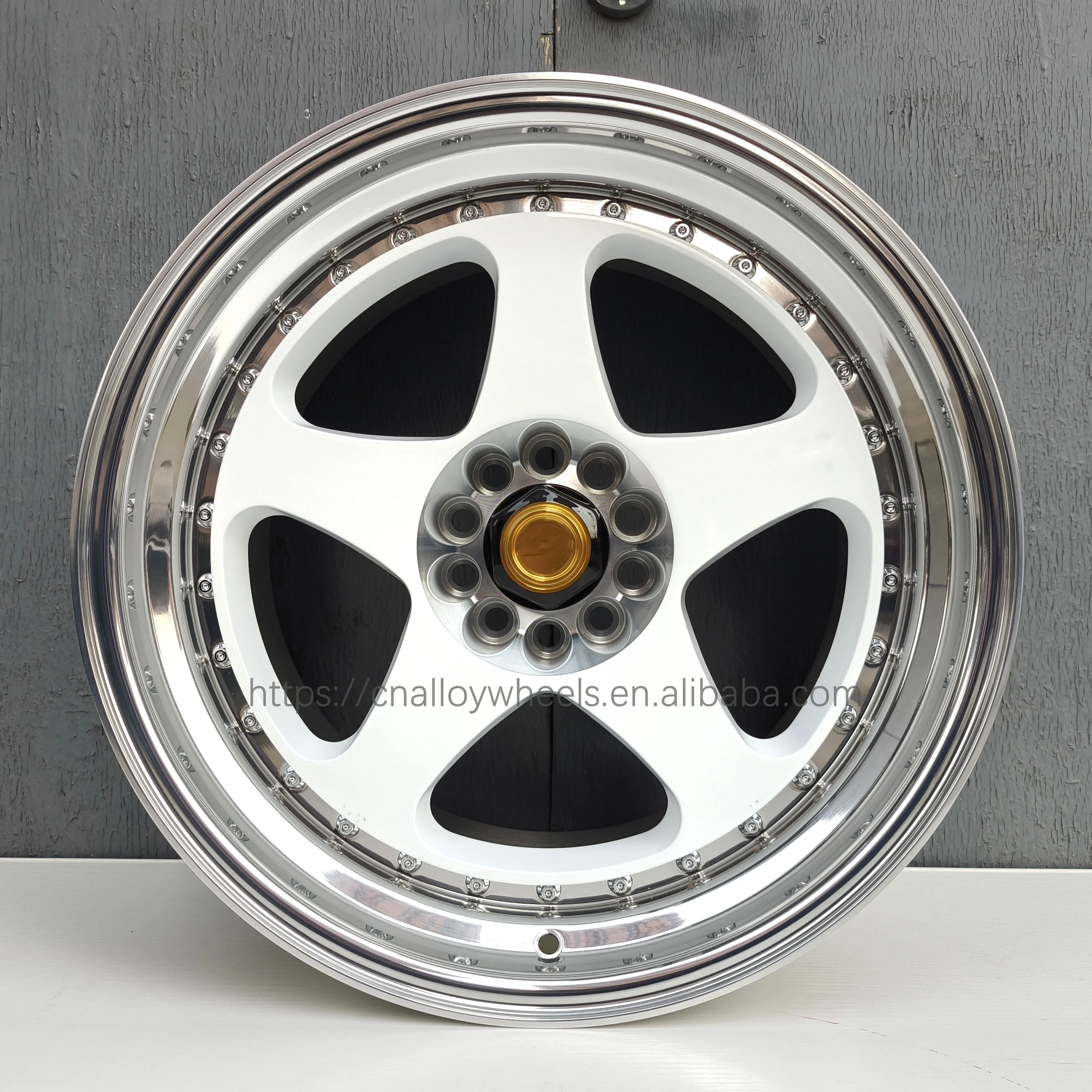 日産GT-RスカイラインR35 R33 R34 GT-R 350Z 370Z用18/19/20インチ特注