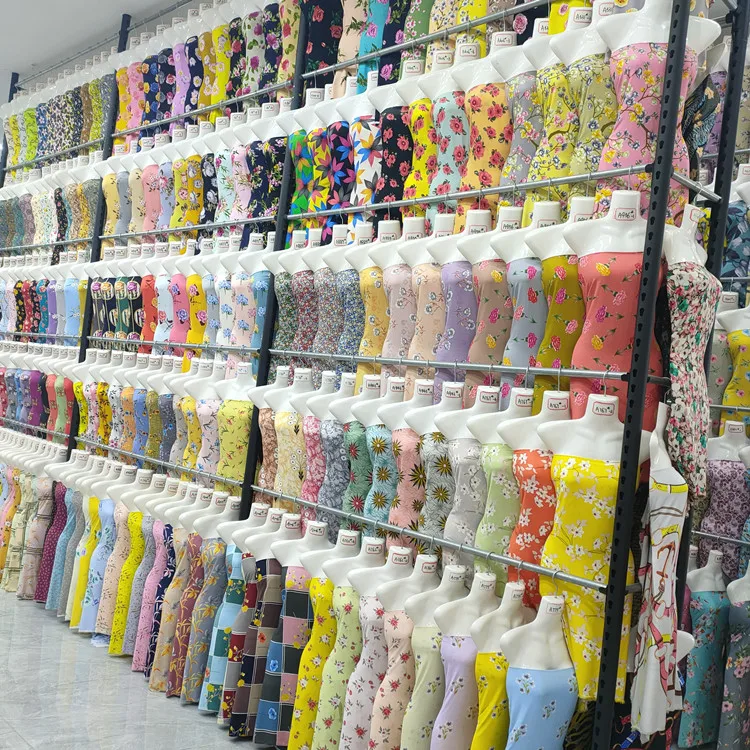 В наличии, разблокированная ткань из искусственного шелка с цветочным принтом «Challis Spun», ткань из 100% искусственного шелка с принтом для мусульманского платья