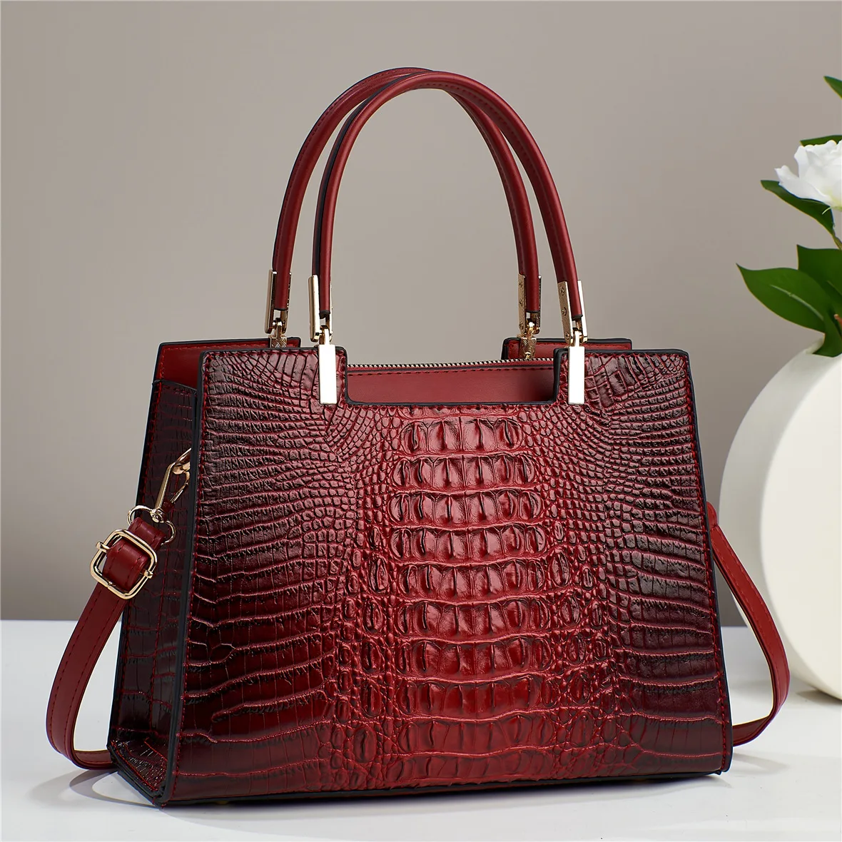Ladies Handbag 2025 New Fashion Crocodile Pattern Handbag Large Capacity Elegant PU Lining Shoulder Handbags Supplier