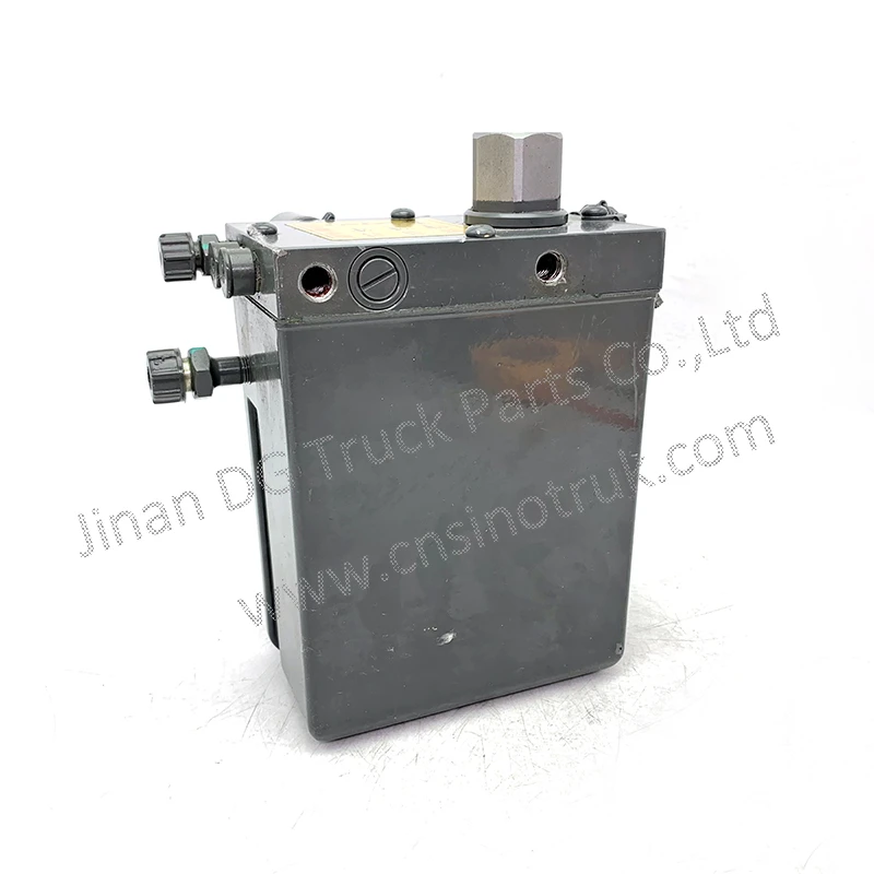 中国重汽SITRAK C7H驾驶室提升油泵电动提升泵811W41723-6008