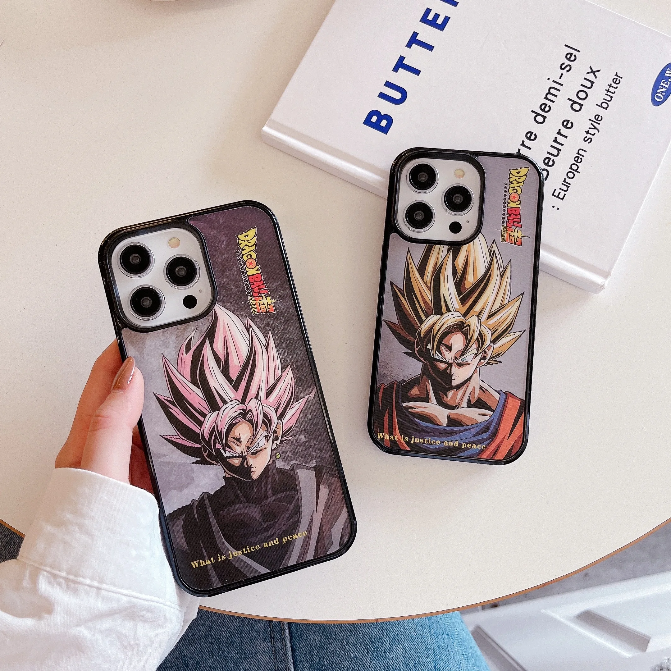 Anime Phone Cases That Transform Your Style Into a Work of Art