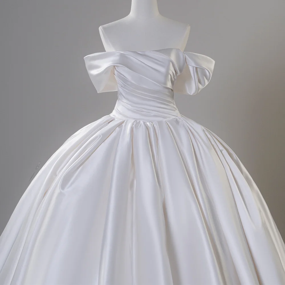 satin wedding dress wrinkles HELP! How to get wrinkles out of satin GLL dress. : r/weddingdress