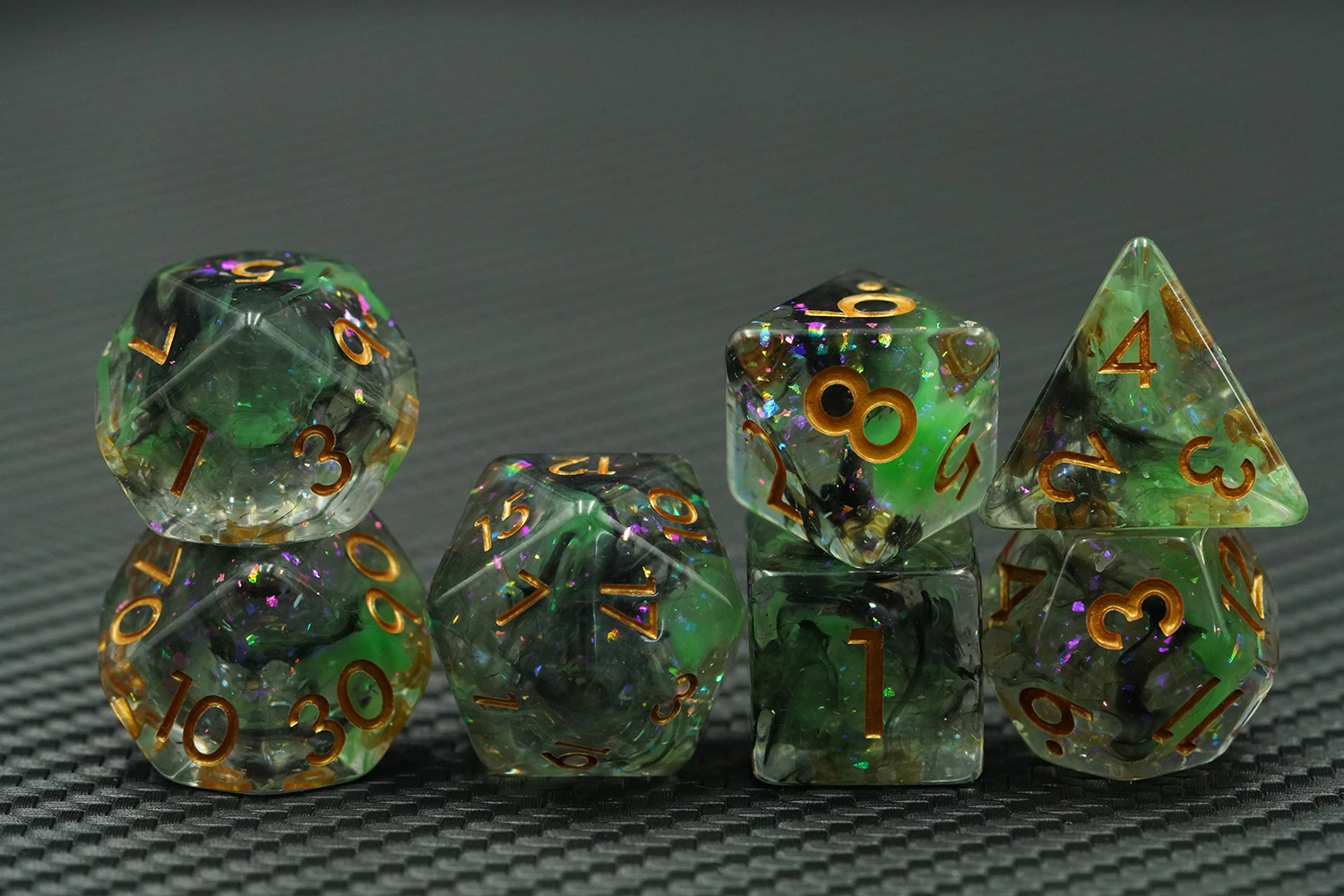 Set of 7 Round Edge Corner Green Dice Resin 16mm Liquid Dices for DND Game factory