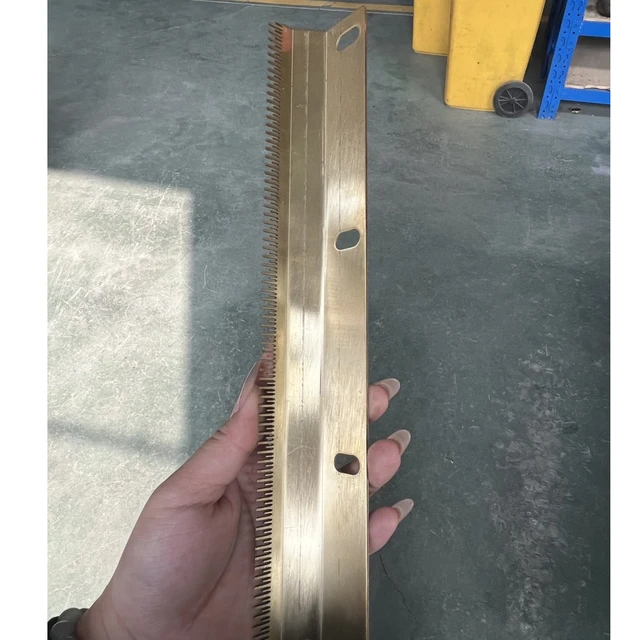Famous Supplier H62 Brass Customized High Quality Rice Noodle Copper Comb 5
