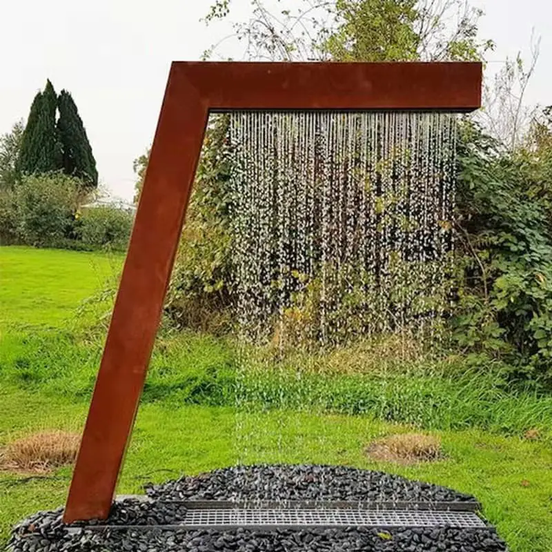 Фонтан ворота. Водопад Кортен. Фонтан из Corten Steel. Водяная завеса водопад. Дождевой фонтан.