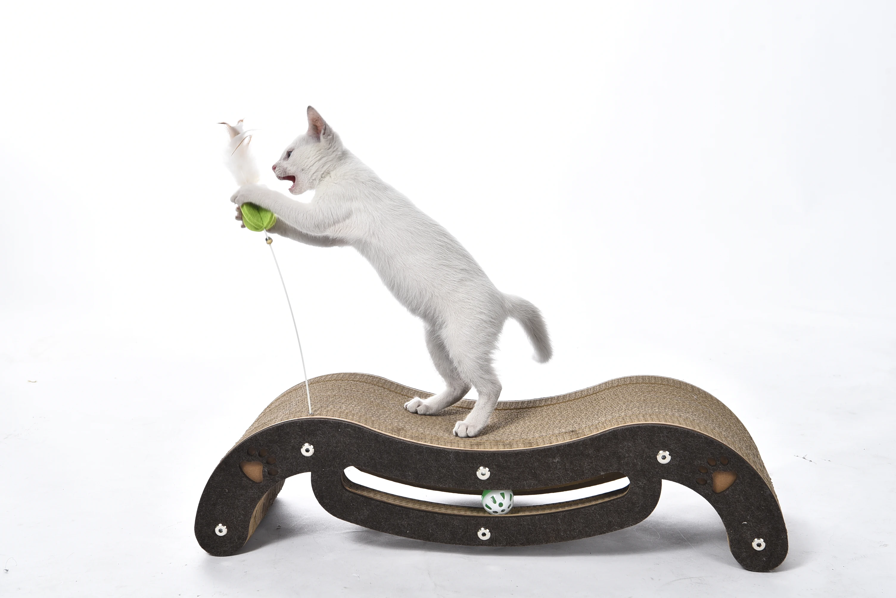 Когтеточная чесалка коричневого цвета, размер 68,5x24x18 см