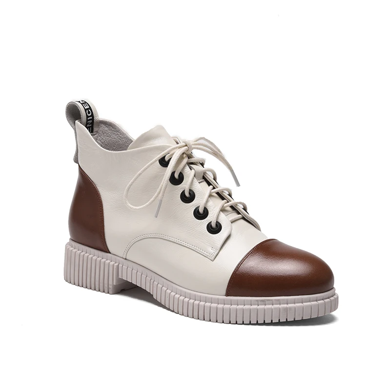 Prada Leren Dames Sneakers - Zwart/Wit/Goud/Rood in SneakerStad