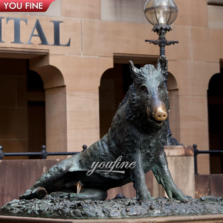 ブロンズ製 イノシシ像 ポルチェッリーノ(子豚ちゃんという愛称のブロンズのイノシシ像