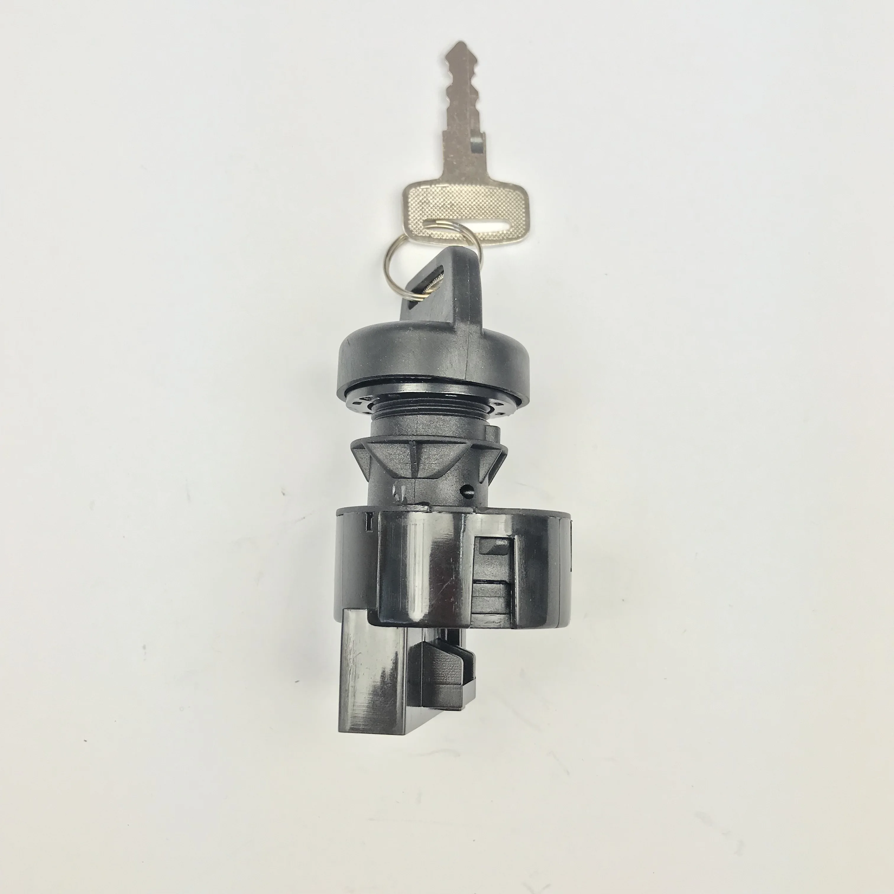 Clé de contact en plastique pour ATV, 4 broches, interrupteur de démarrage du moteur, verrouillage avec 2 clés adaptées pour Polaris Worker 500 Clé de contact en plastique pour ATV, 4 broches, interrupteur de démarrage du moteur, verrouillage avec 2 clés adaptées pour Polaris Worker 500